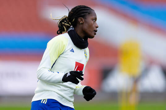 Evelyn Ijeh of the Swedish women's national football team