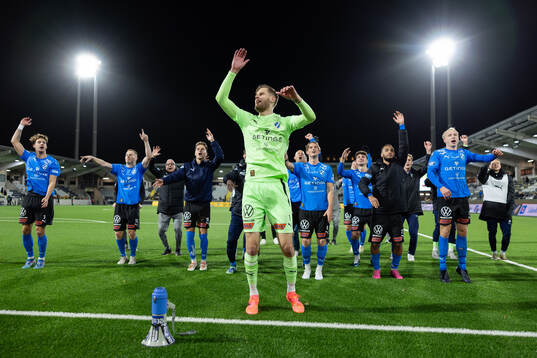 Halmstads spelare jublar
