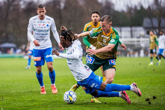 Värnamos Frank Junior Adjei och IFK Norrköpings Jacob