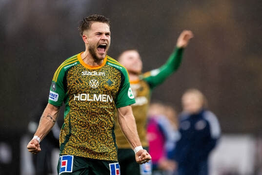 IFK Norrköpings Amadeus Sögaard jublar