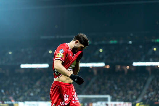 Elfsborgs Arber Zeneli deppar