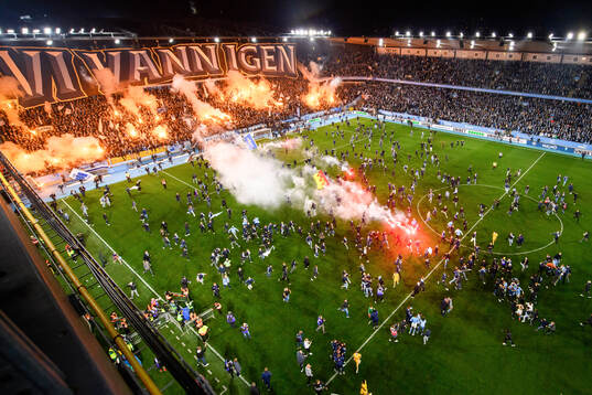 Bläddra bland fler bilder av Fotboll, Allsvenskan, Malmö FF - IFK Göteborg
