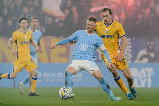 Malmö FFs Anders Christiansen och IFK Göteborgs Adam