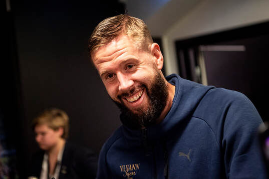 Malmö FFs Pontus Jansson på en pressträff
