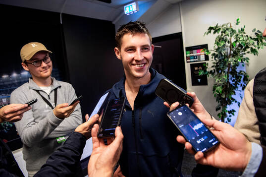 Malmö FFs Lasse Berg Johnsen på en pressträff
