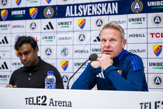 Djurgårdens tränare Roberth Björknesjö och Västerås
