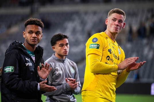 Västerås målvakt Johan Brattberg deppar