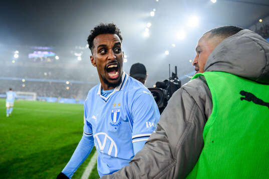 Malmö FFs Taha Ali jublar