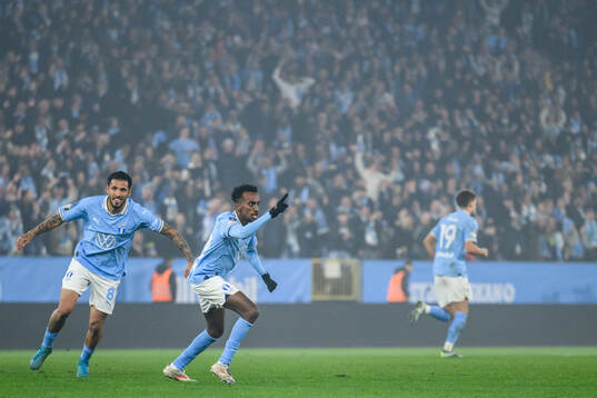 Malmö FFs Taha Ali jublar