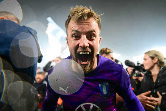 Malmö FFs målvakt Ricardo Friedrich jublar