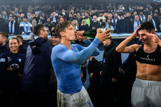 Malmö FFs Jens Stryger Larsen jublar