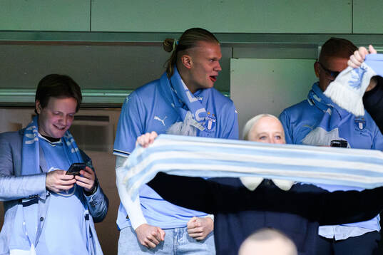Erling Braut Haaland på läktaren