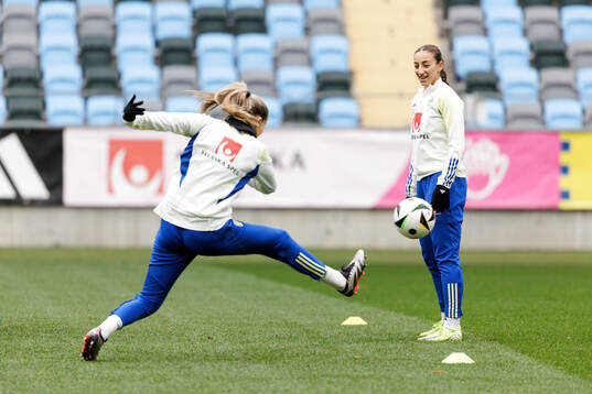 Rusul Rosa Kafaji of the Swedish women's national football