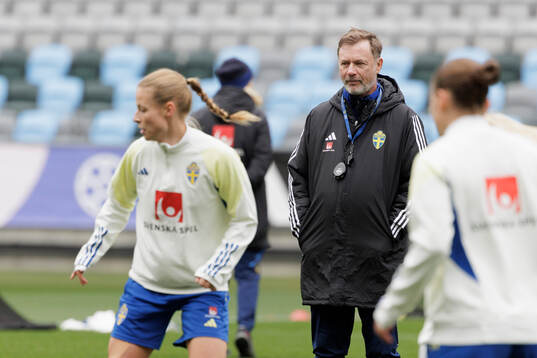 Head coach Peter Gerhardsson of the Swedish women's