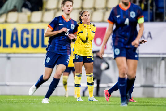 Felicia Schröder of Sweden looks dejected