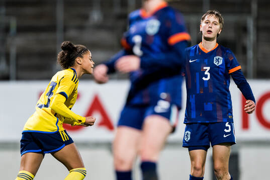 Felicia Schröder of Sweden celebrates