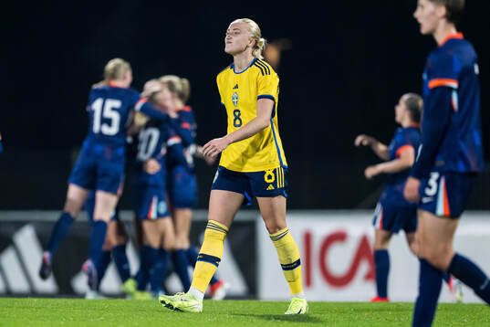 Wilma Leidhammar of Sweden looks dejected