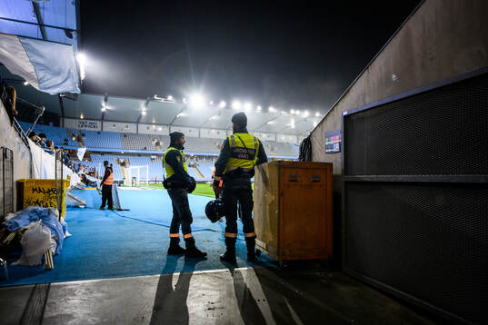Ordningsvakter på Eleda Stadion