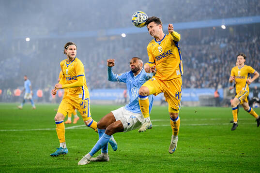 Malmö FFs Isaac Kiese Thelin och IFK Göteborgs Anders