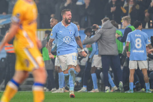 Malmö FFs Pontus Jansson jublar