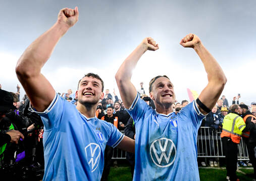 Malmö FFs Colin Rösler och Erik Botheim jublar