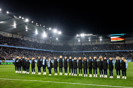 Malmö FFs damlag hyllas för sitt avancemang till