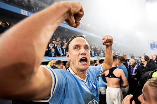 Malmö FFs Erik Botheim jublar