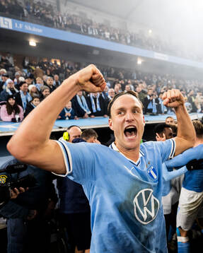 Malmö FFs Erik Botheim jublar