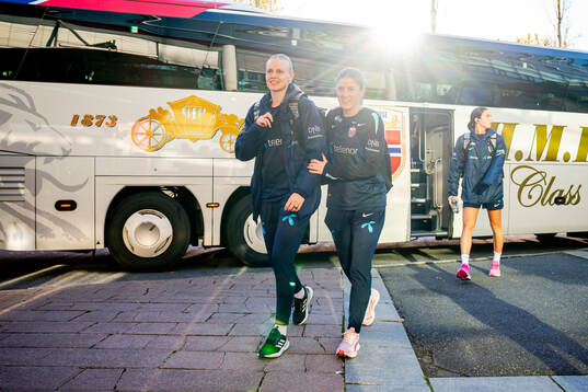 Karina Sævik and Maren Mjelde of the Norwegian women's