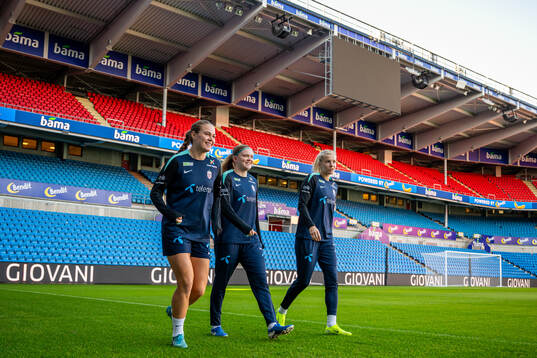 Marthine Østenstad, Signe Gaupset and Ada Hegerberg of the