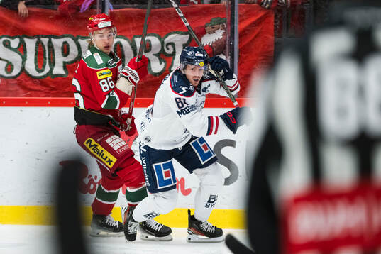 Linköpings Markus Ljungh och Modos Lukas Jasek