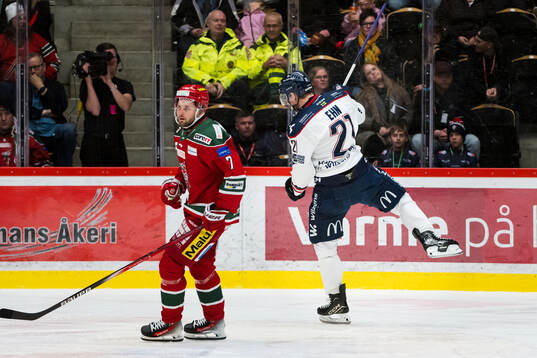 Linköpings Christoffer Ehn jublar och Modos Pontus Näsén