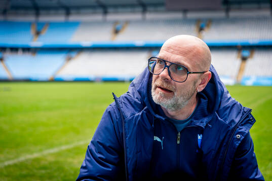Magnus Olsson, ansvarig för fotbollsplanen