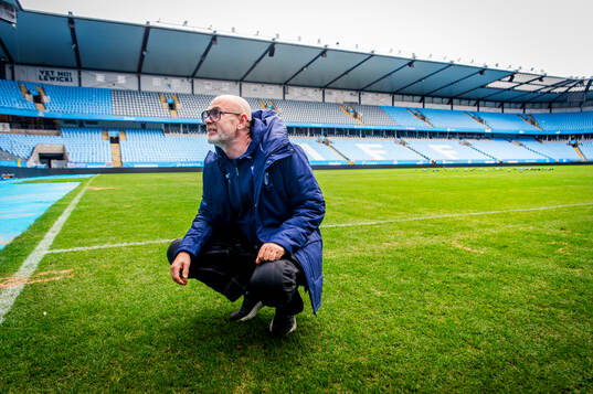 Magnus Olsson, ansvarig för fotbollsplanen