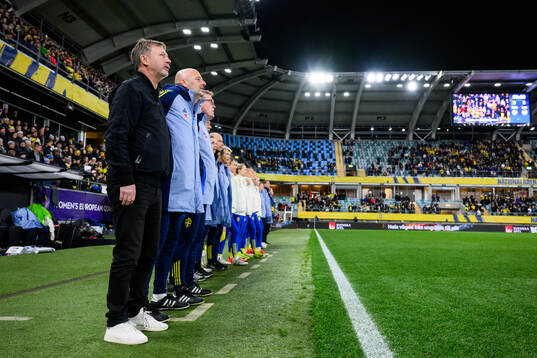 Head coach Peter Gerhardsson of Sweden