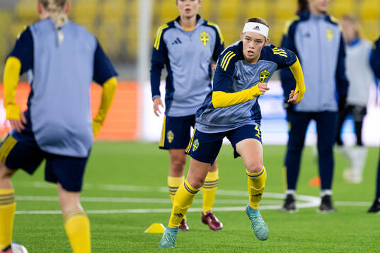 Roos Huitzing of Sweden