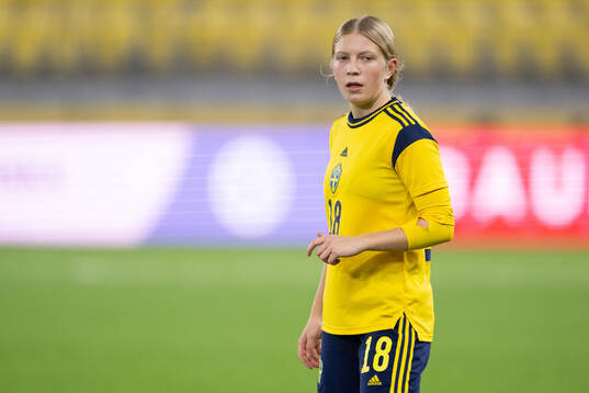Thea Carlsson of Sweden