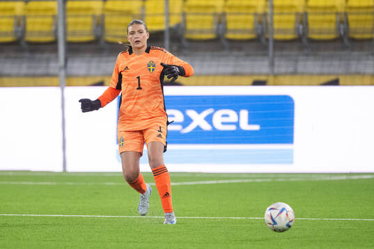 Goalkeeper Fanny Jurander of Sweden