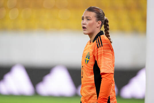 Goalkeeper Fanny Jurander of Sweden