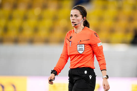 Referee Kathrina Huber