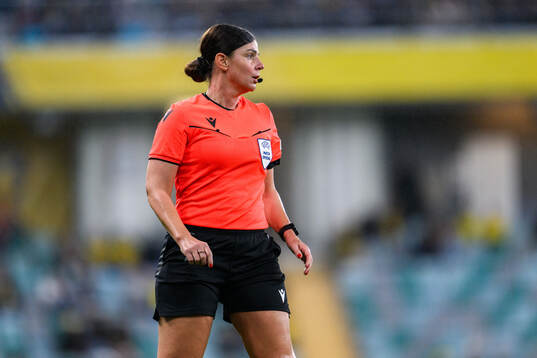 Referee Réka Molnar