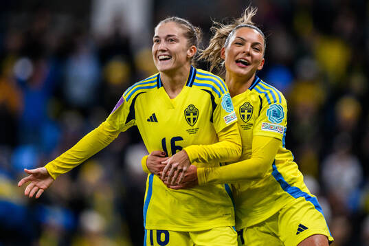 Filippa Angeldahl and Johanna Rytting Kaneryd of Sweden
