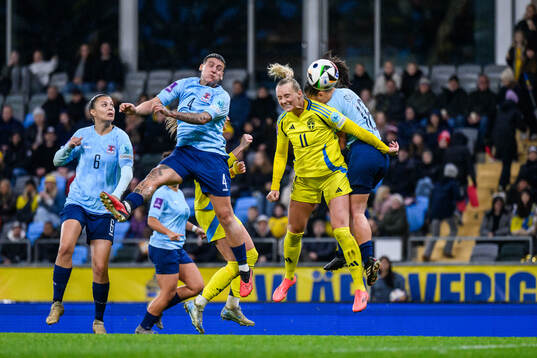 Andreia Machado and Leila Schmit of Luxembourg against
