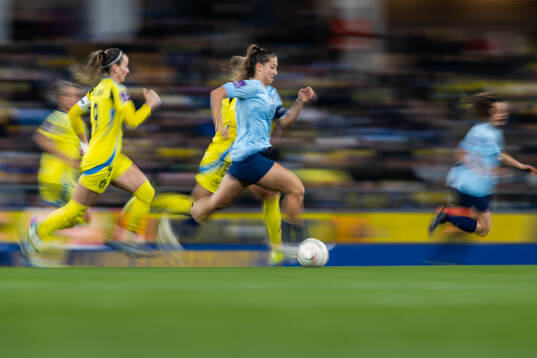 Kosovare Asllani of Sweden and Laura Miller of Luxembourg