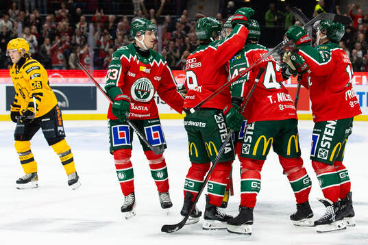 Frölundas Tom Nilsson jublar