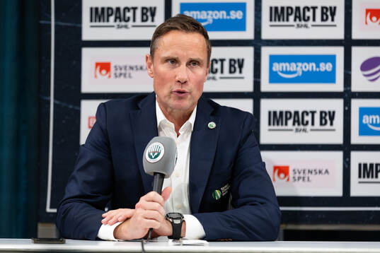 Frölundas tränare Roger Rönnberg på presskonferensen