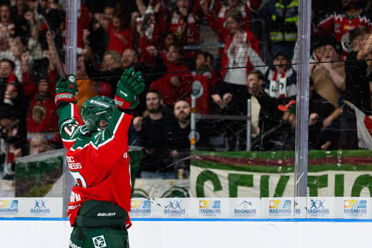 Frölundas Isac Born jublar