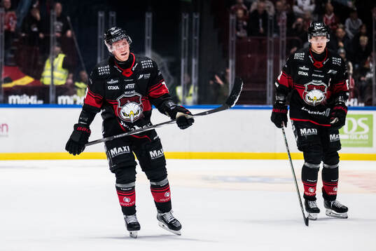 Malmö Redhawks Matias Lassen och Fredrik Händemark deppar
