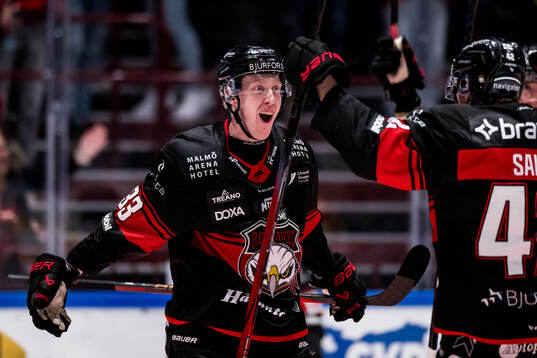 Malmö Redhawks Lassi Thomson jublar