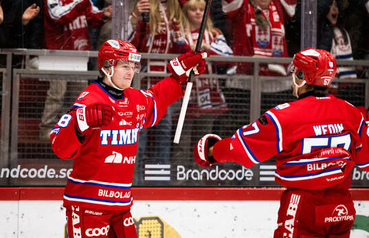 Timrås Simon Forsmark jublar